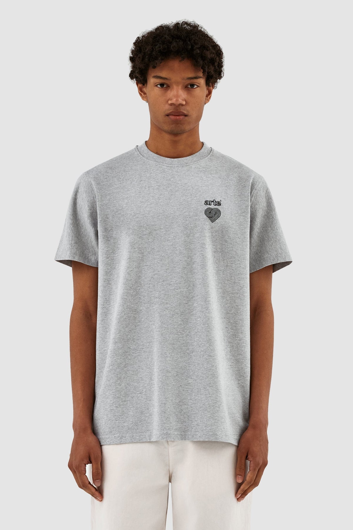 Taut Embroi Heart Logo T-shirt - Gris