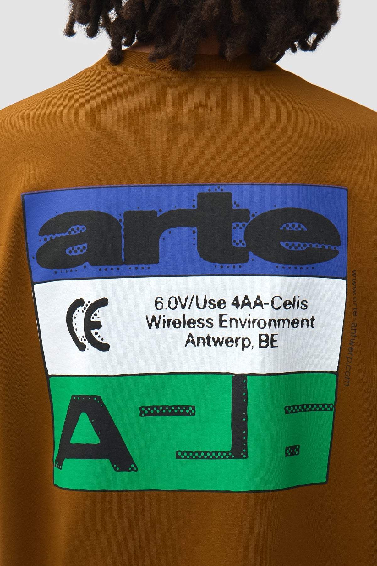 T-shirt « Tricolor Serial » - Marron