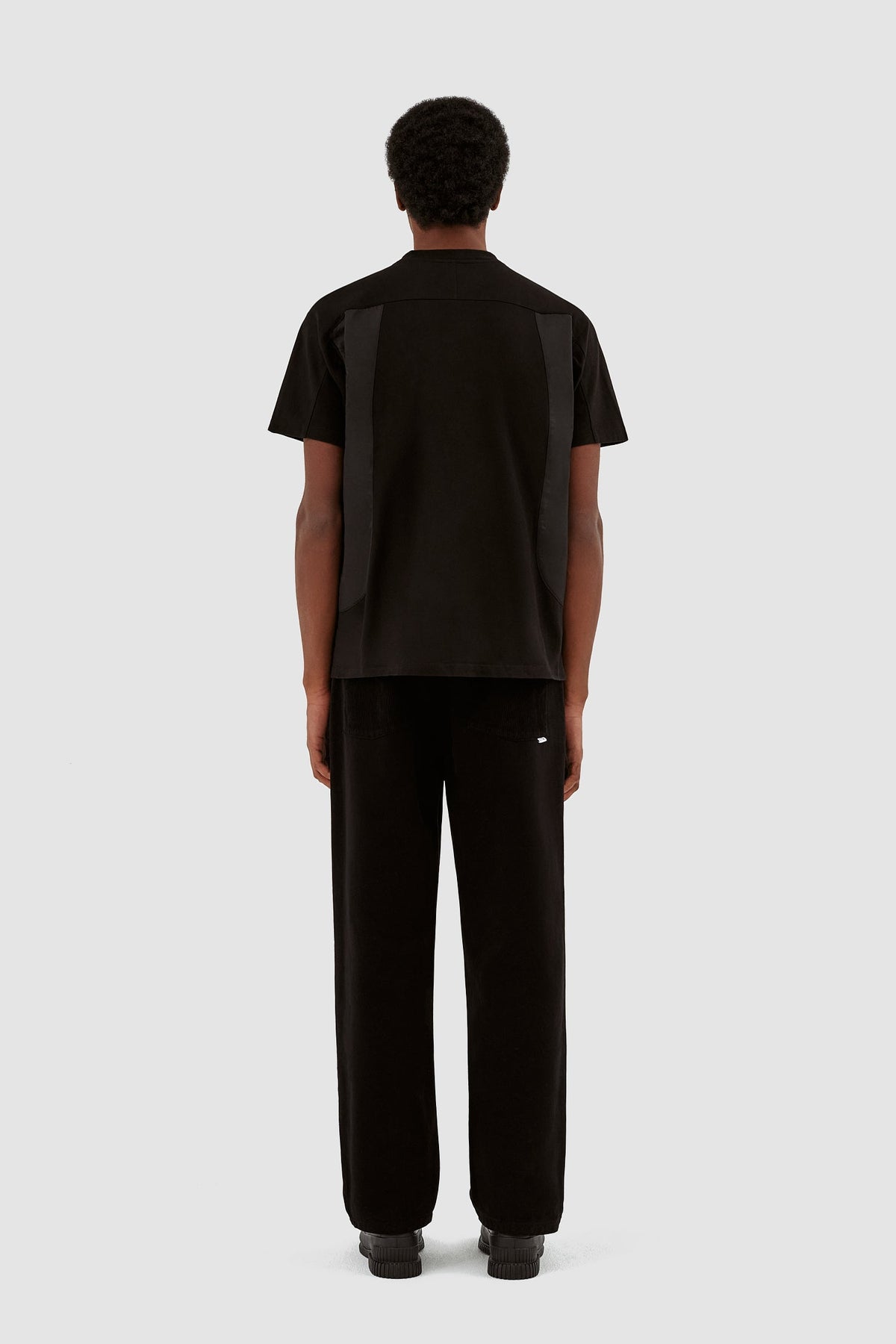 T-shirt Theo W Cuts - Noir
