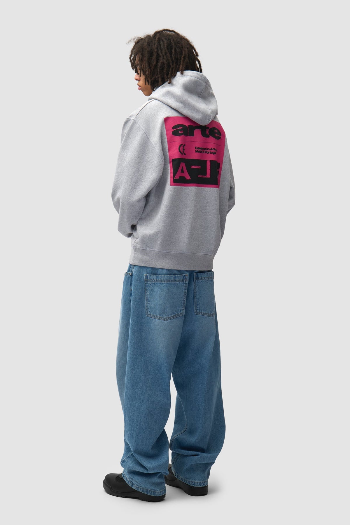 Sweat à capuche « Pink Serial » - Gris