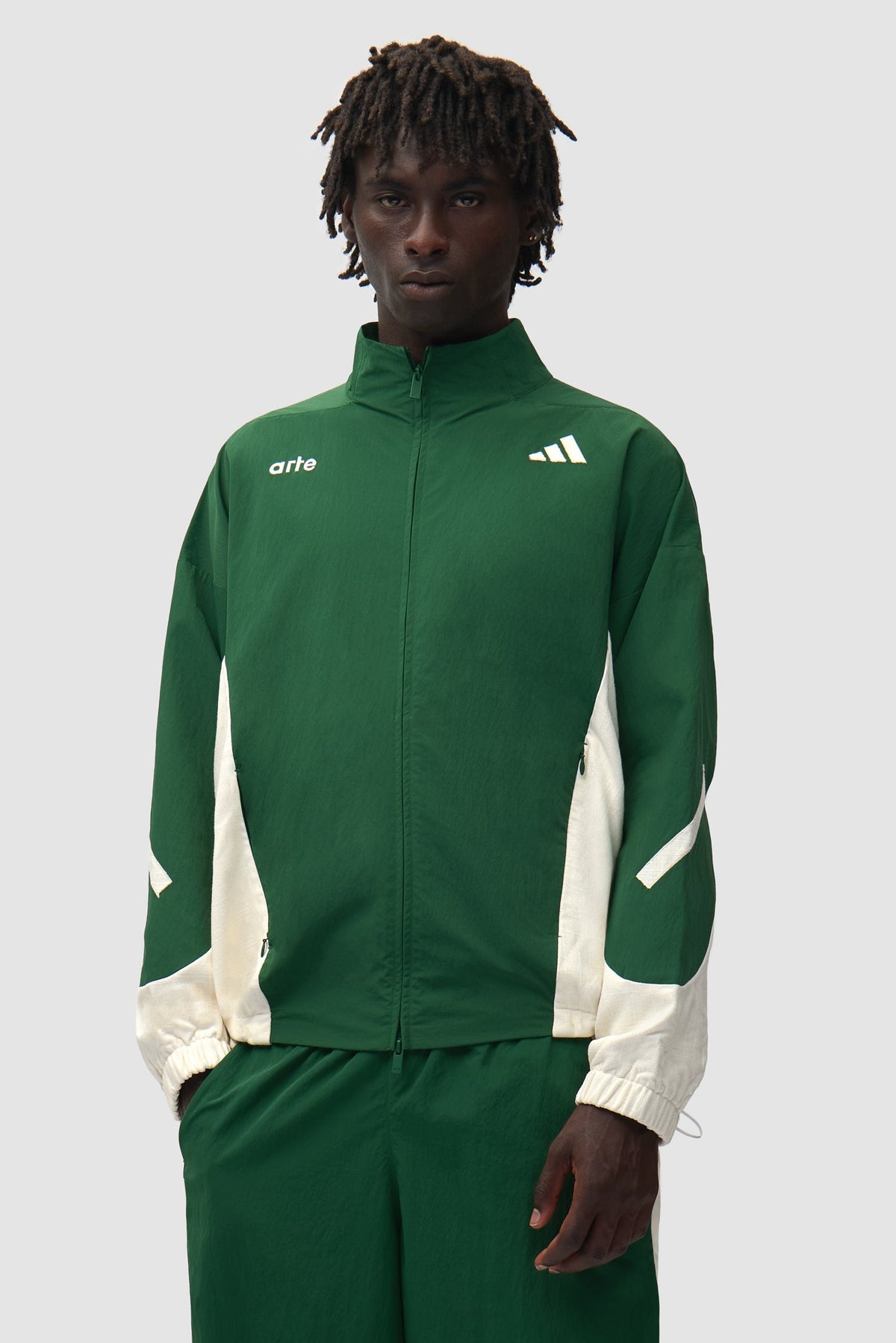 Veste de sport Arte pour adidas Z.N.E. - vert/crème