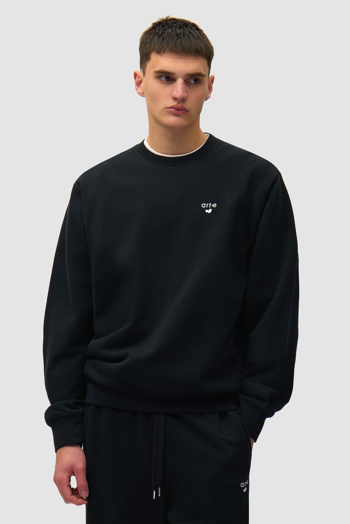 T-shirt à col rond avec logo cœur - Noir